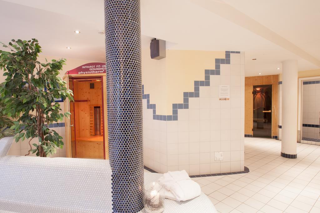 יארצנס Hotel Alpenfriede מראה חיצוני תמונה